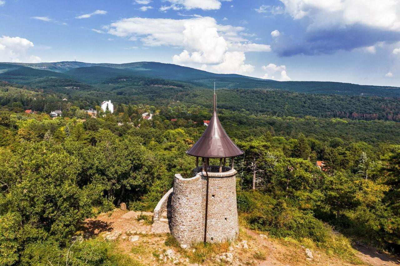 Dolgozoi Szallas, Munkasszallas Gyongyos Exterior photo